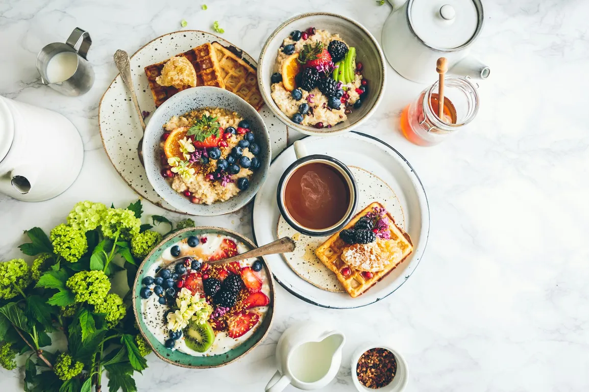 un petit déjeuner équilibré